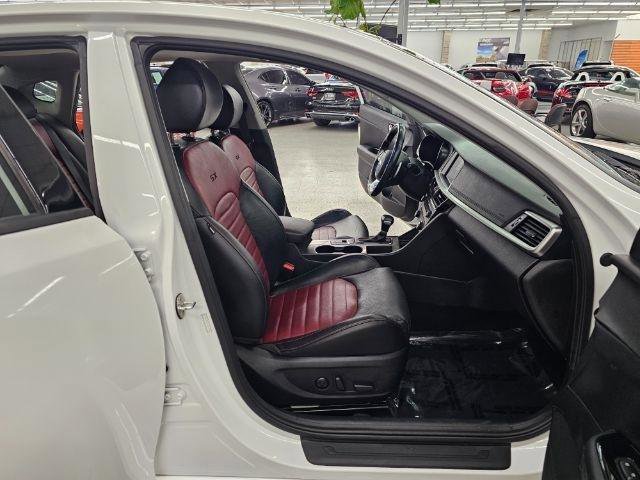 Used 2020 Kia Optima SX image 32