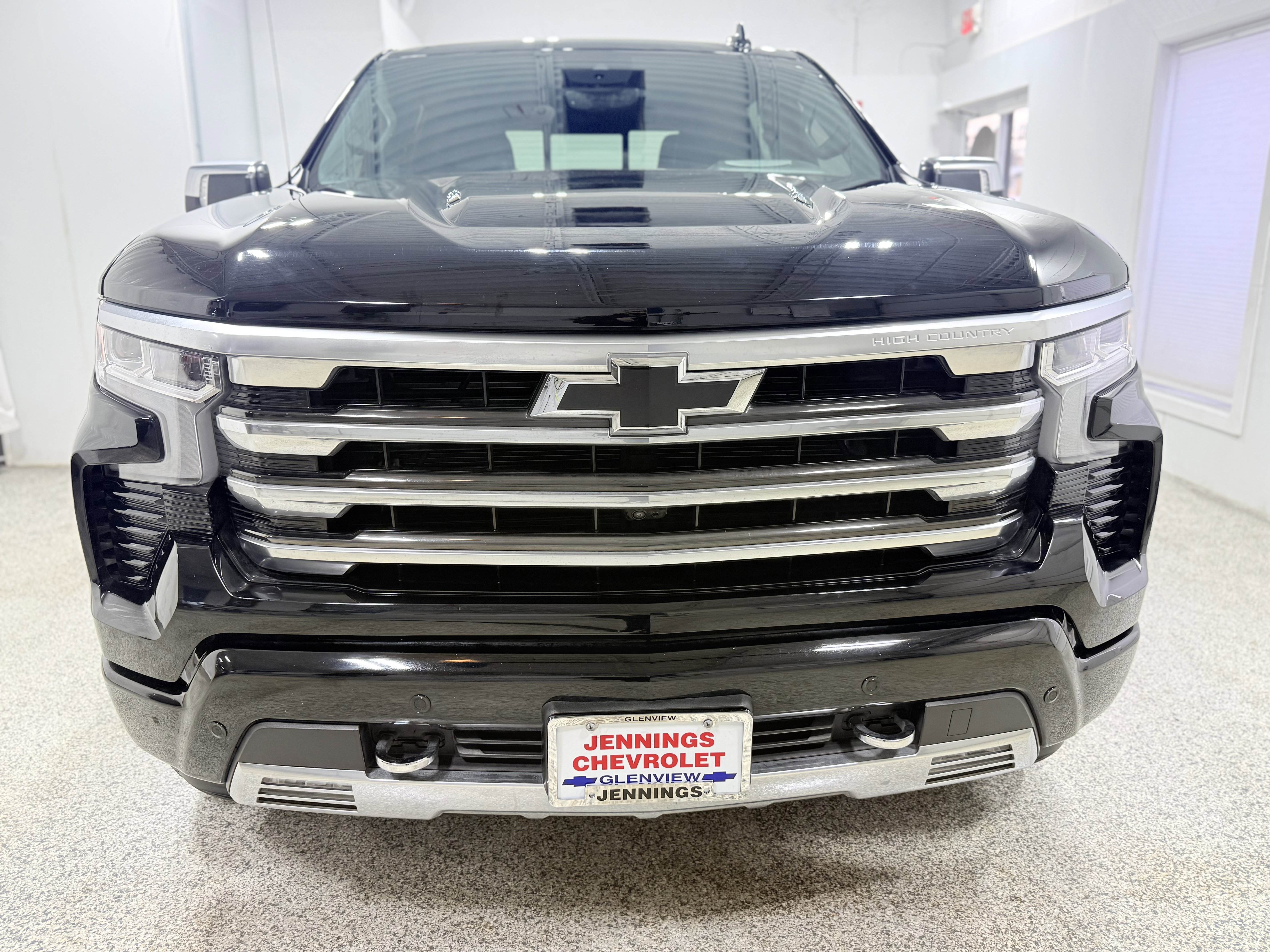 Certified 2024 Chevrolet Silverado 1500 High Country w/ Technology Package image 2