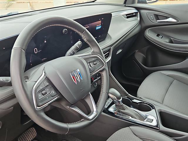 Certified 2025 Buick Encore GX Preferred w/ Comfort Package FWD image 12