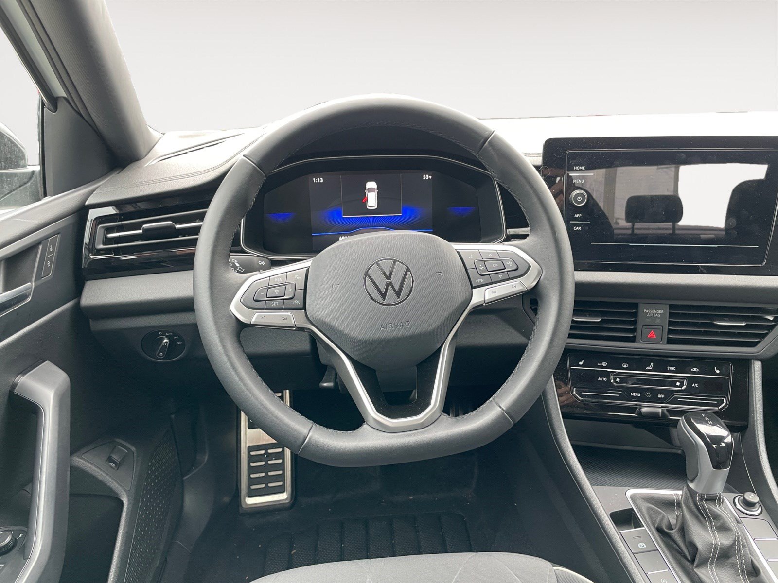 Used 2025 Volkswagen Jetta Sport FWD image 11