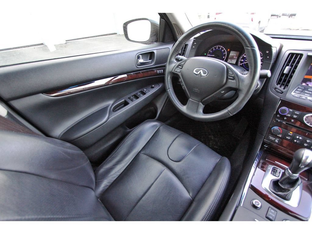 Used 2012 INFINITI G37 x Sedan w/ Premium Pkg AWD/4WD image 9