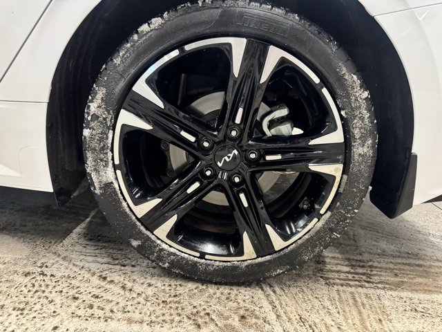 Used 2024 Kia K5 GT-Line image 13