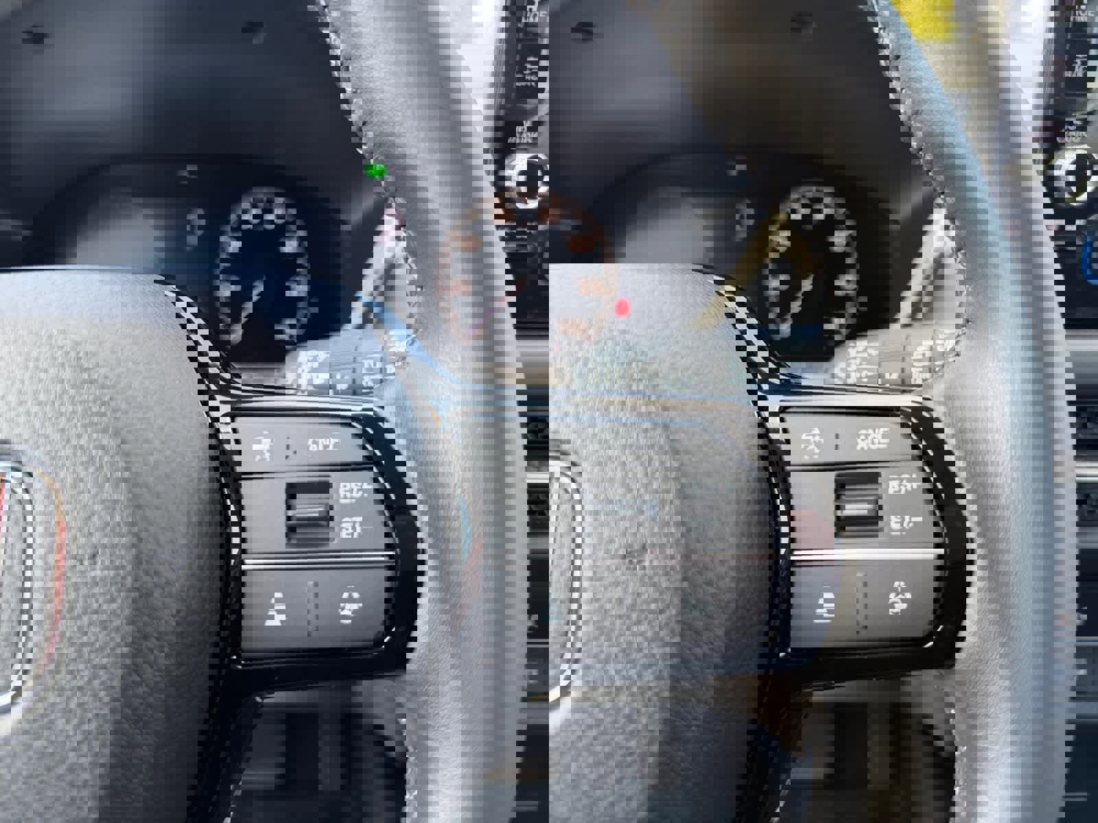 Used 2024 Honda HR-V EX-L image 28