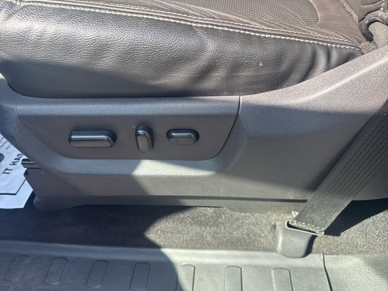 Used 2014 Ford F250 Lariat w/ Lariat Ultimate Package image 20