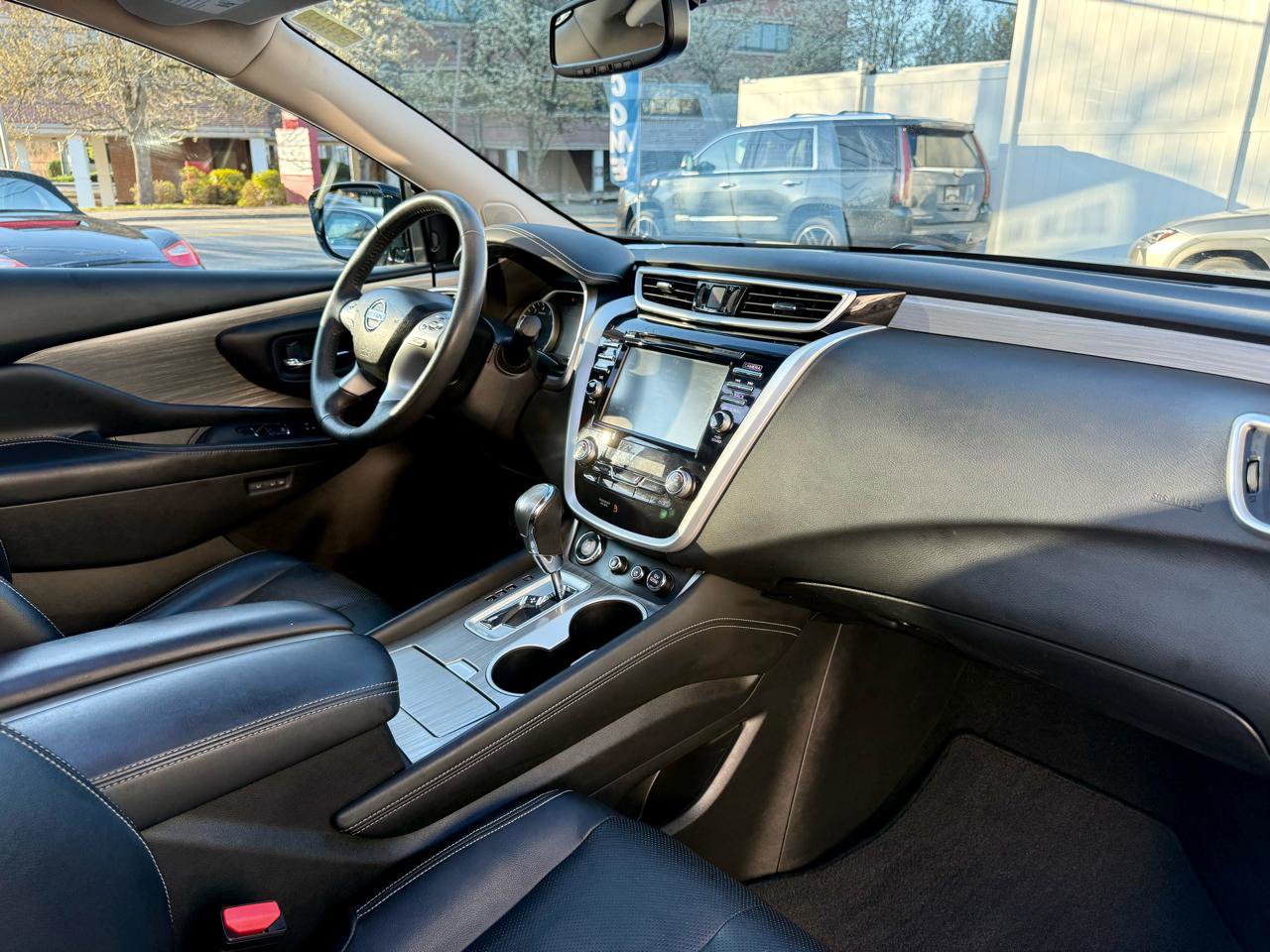 Used 2015 Nissan Murano Platinum w/ Platinum Technology Package AWD/4WD image 26