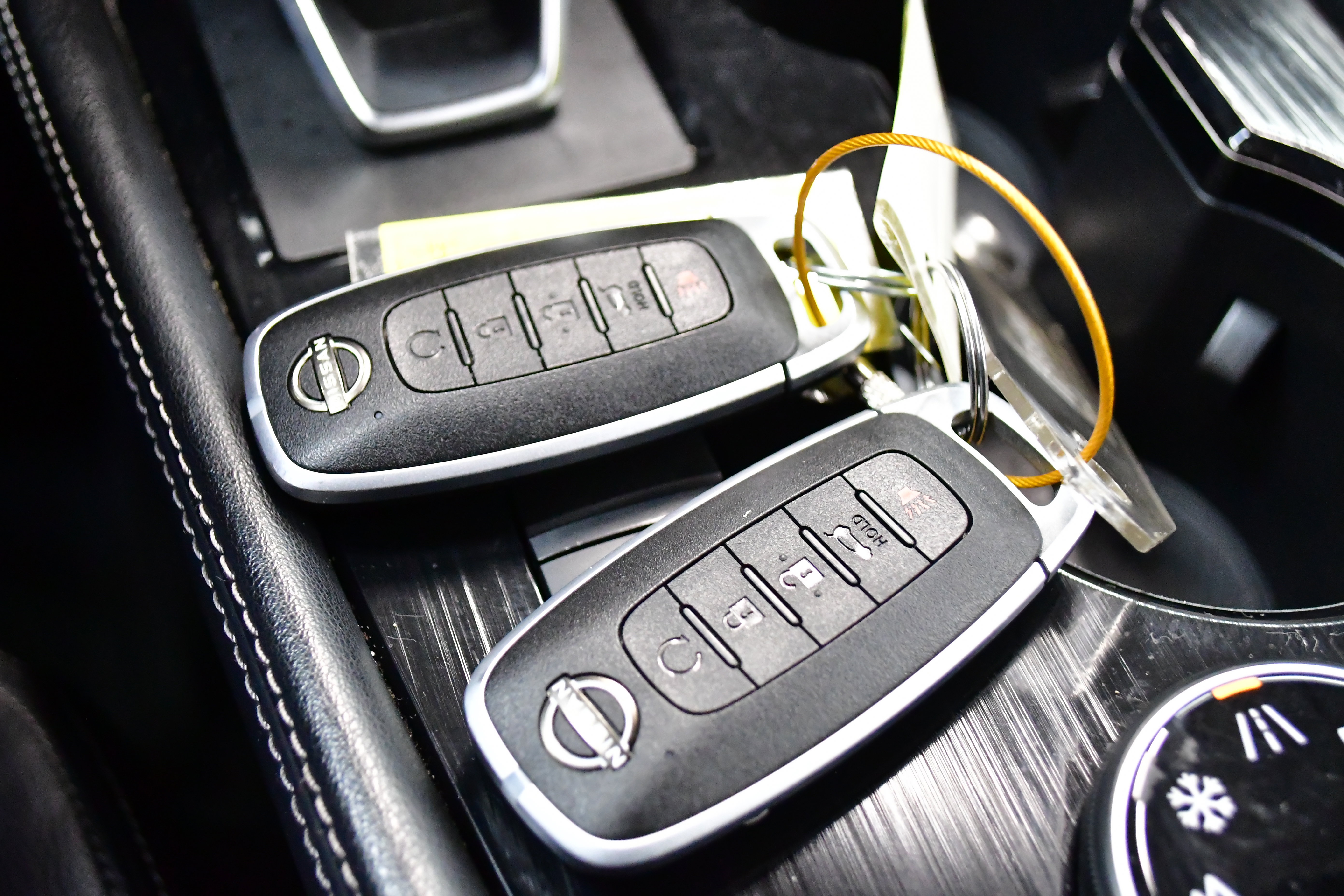 Used 2023 Nissan Rogue SL w/ SL Premium Package image 61