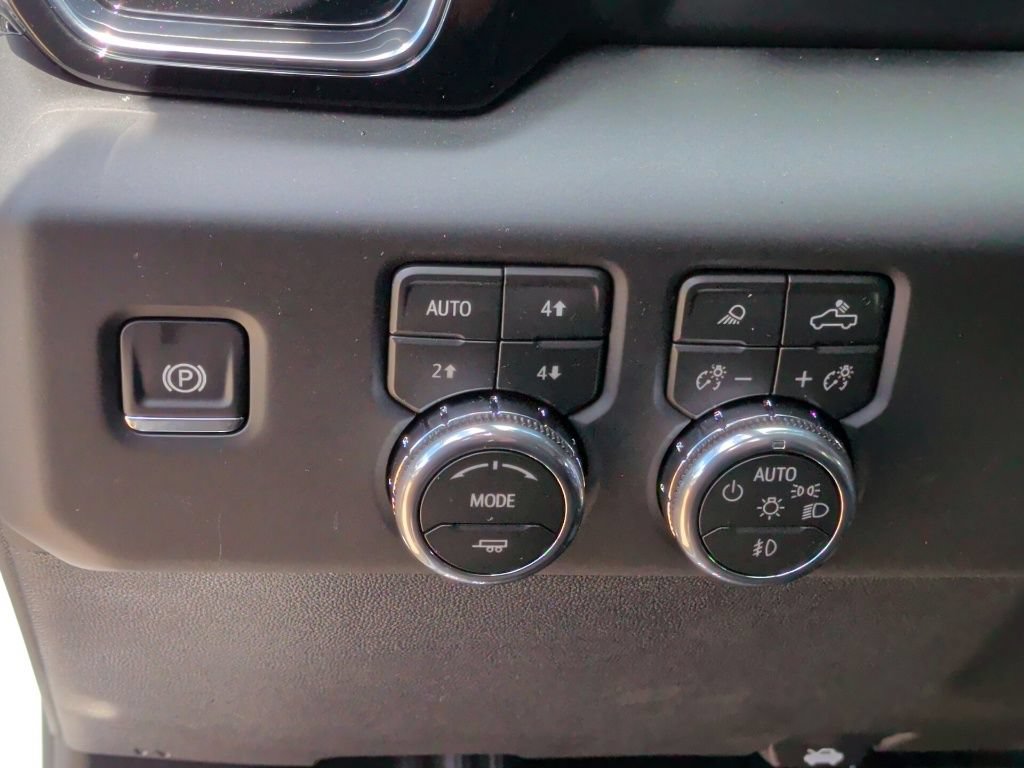 New 2026 GMC Sierra 1500 Denali w/ Denali Reserve Package AWD/4WD image 17