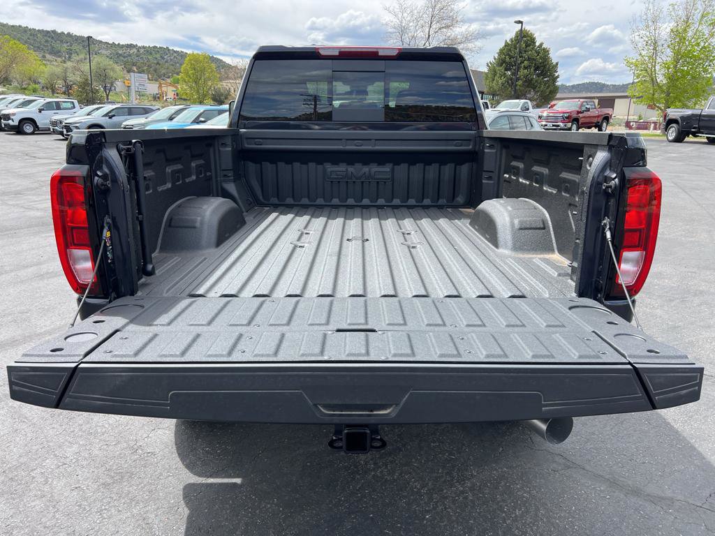 New 2025 GMC Sierra 2500 SLE w/ Max Trailering Package image 10