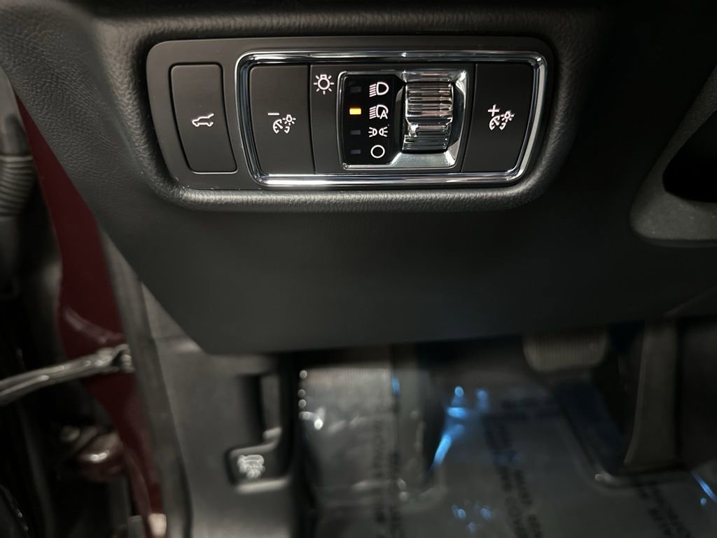 Used 2023 Lincoln Aviator Reserve w/ Equipment Group 201A image 35