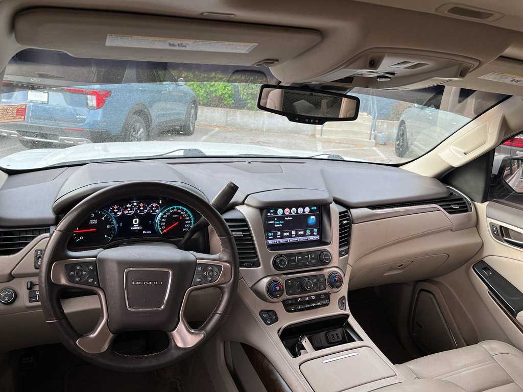 Used 2018 GMC Yukon Denali w/ Denali Ultimate Package AWD/4WD image 11