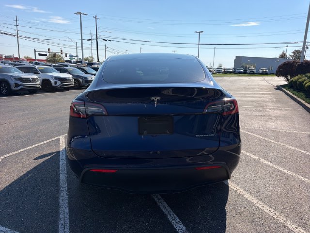 Used 2021 Tesla Model Y Long Range AWD/4WD image 4