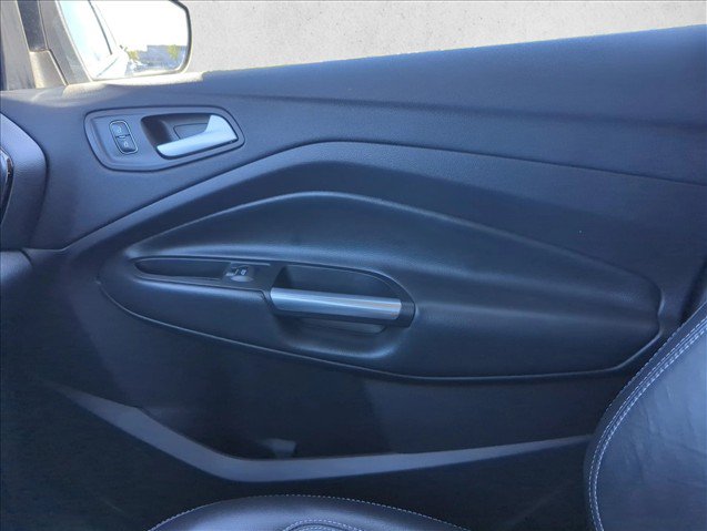 Used 2017 Ford Escape Titanium FWD image 21