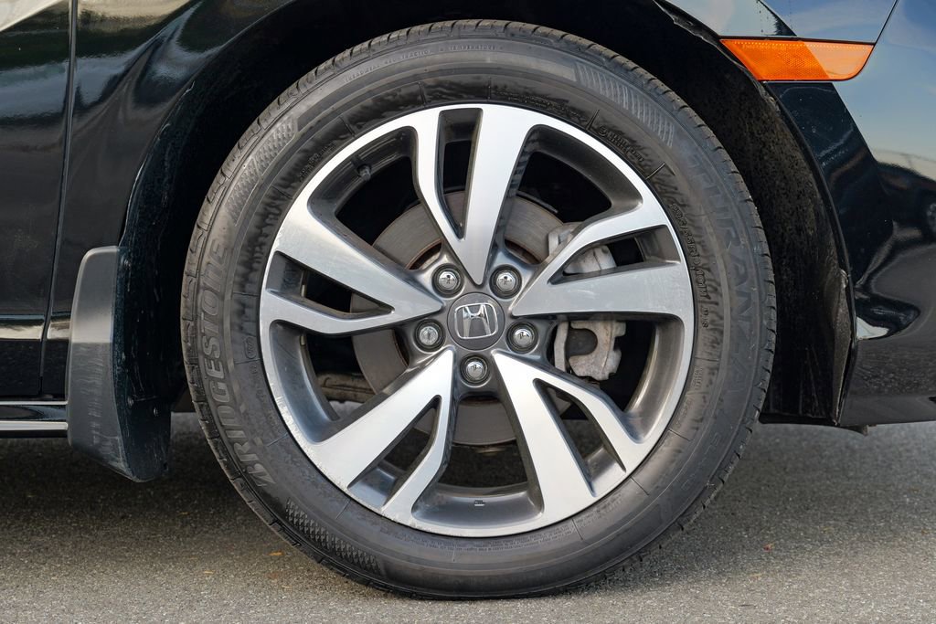 Used 2023 Honda Odyssey Touring image 12