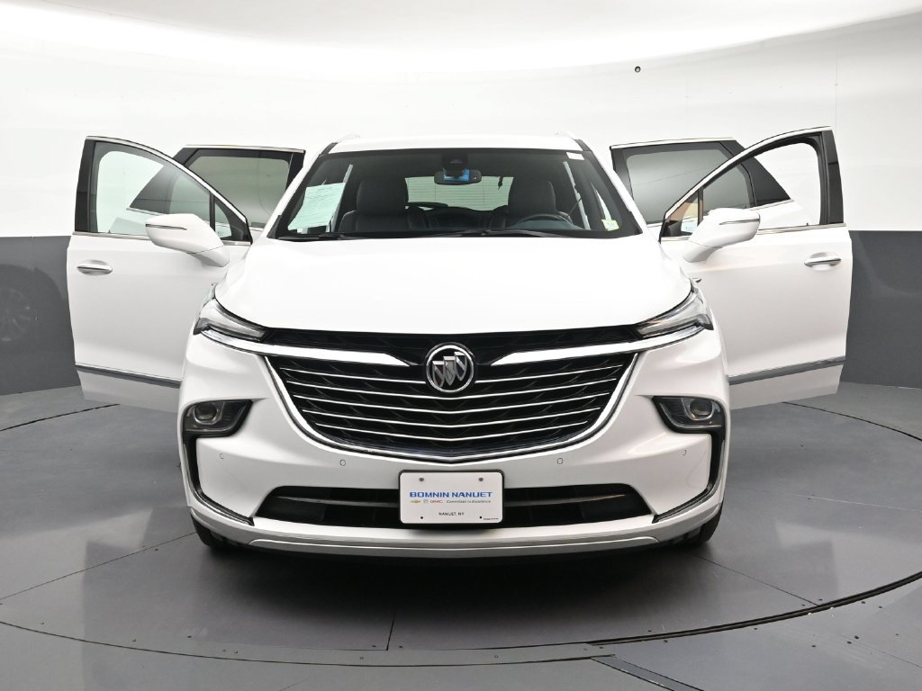 Certified 2024 Buick Enclave Essence AWD/4WD image 37