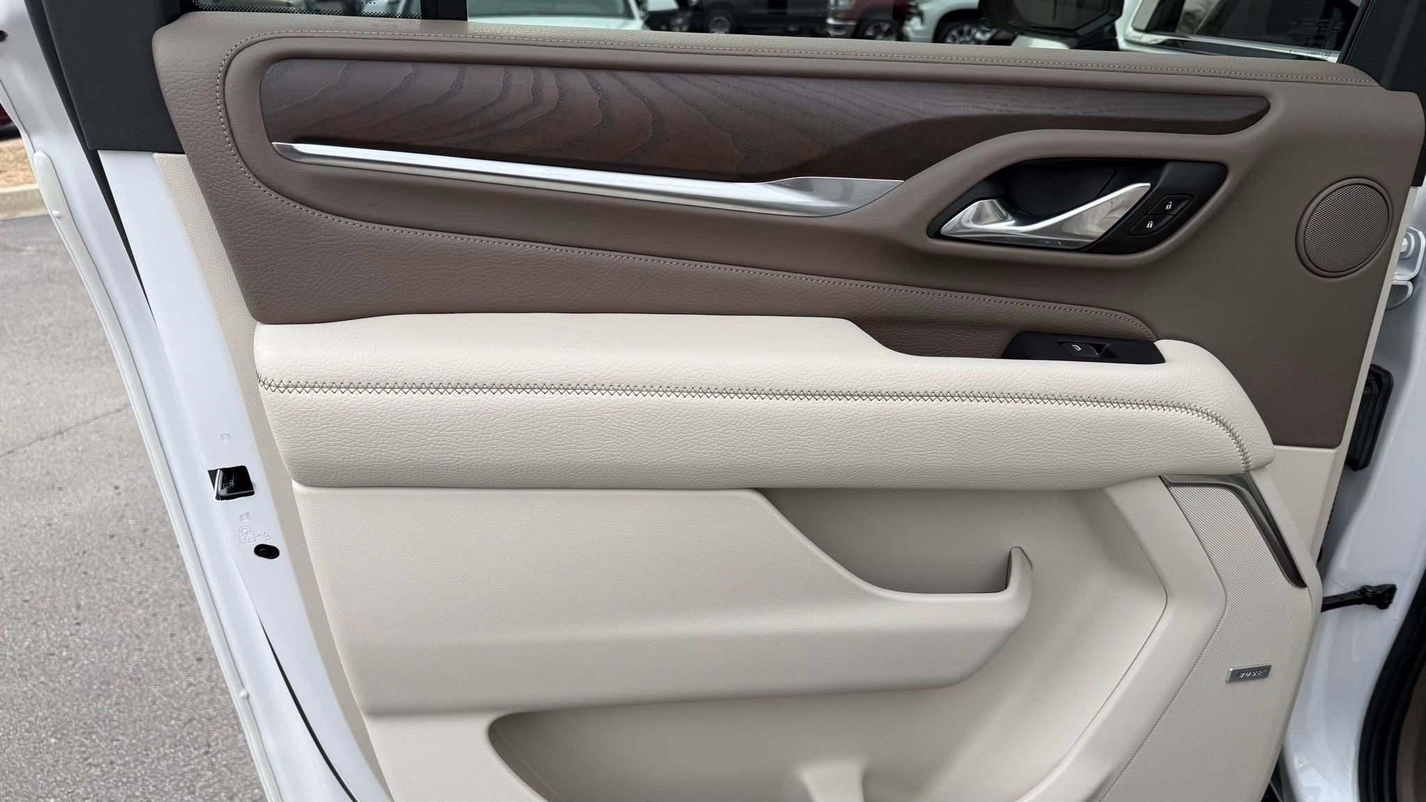 Used 2021 GMC Yukon XL Denali image 32