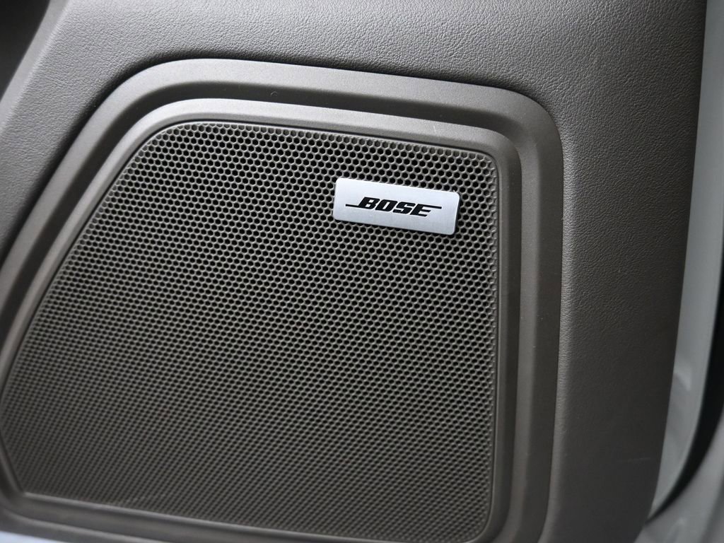 Certified 2021 Porsche Macan Turbo image 26