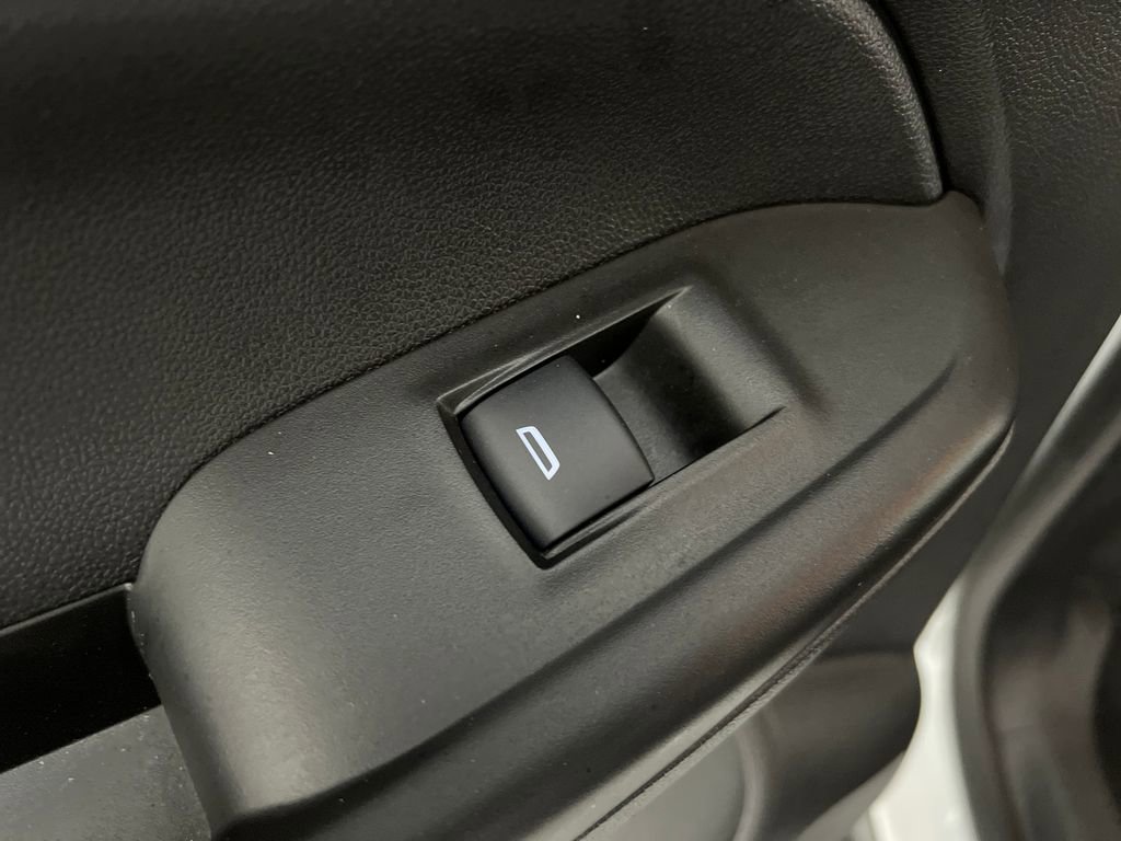 Used 2025 Chevrolet TrailBlazer LT AWD/4WD image 15