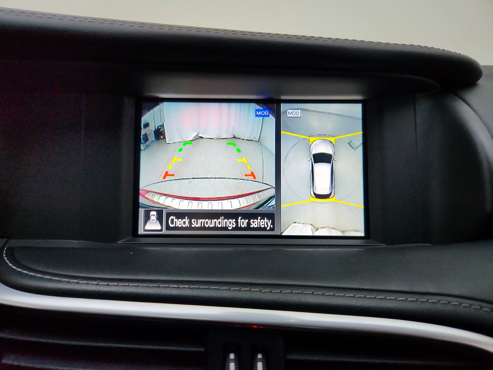 Used 2019 INFINITI QX30 w/ Cargo Package FWD image 21