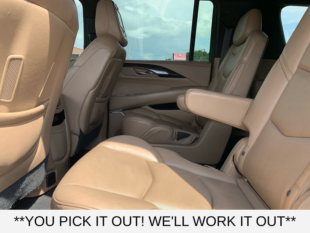 Used 2019 Cadillac Escalade ESV Platinum AWD/4WD image 23