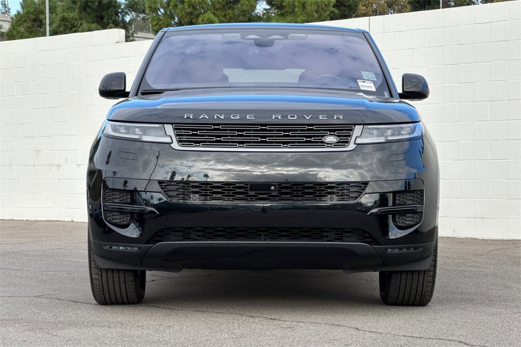 Used 2023 Land Rover Range Rover Sport SE image 11