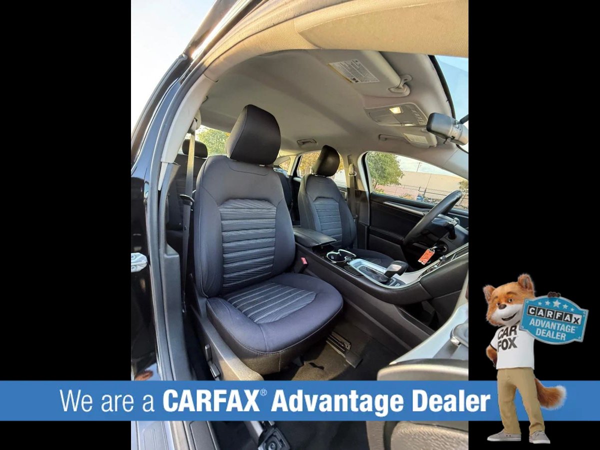 Used 2016 Ford Fusion SE FWD image 34