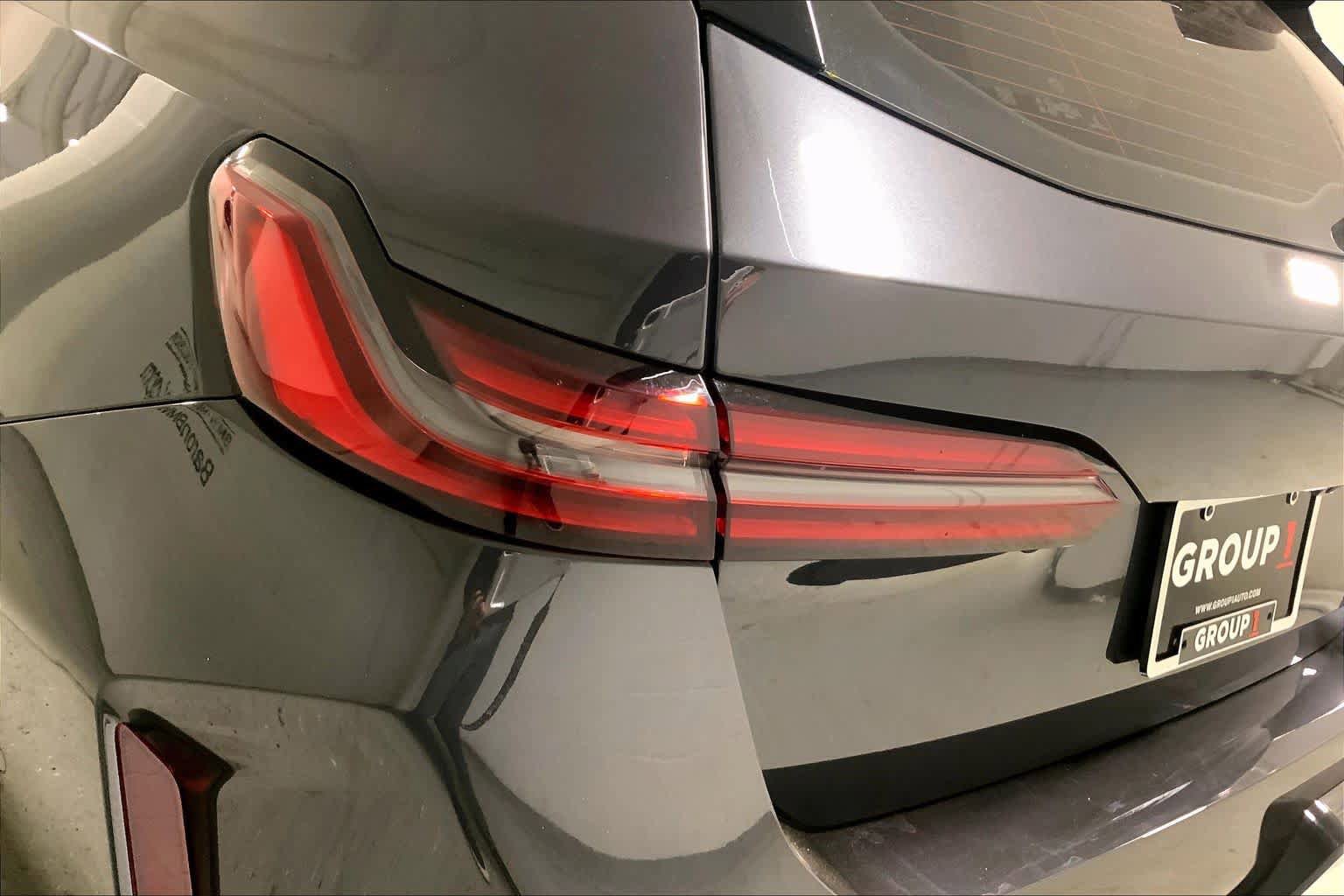 Used 2025 BMW M5 Touring w/ Executive Package AWD/4WD image 28