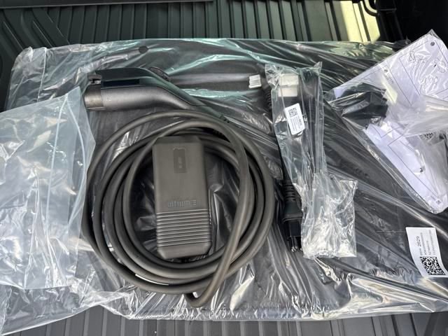 New 2025 Chevrolet Equinox EV RS w/ Active Safety Package 3 AWD/4WD image 12