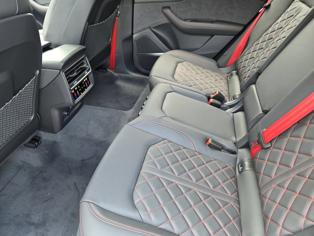 New 2026 Audi SQ8 Prestige AWD/4WD image 33