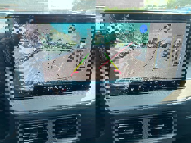 New 2025 Ford Maverick Lariat w/ Black Appearance Package image 15