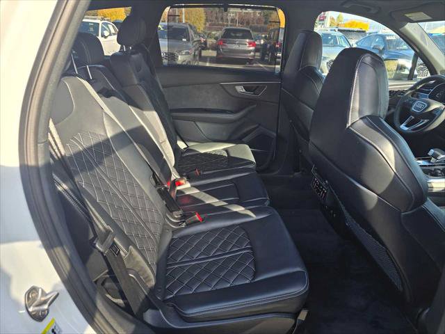 Used 2025 Audi SQ7 Premium Plus image 13