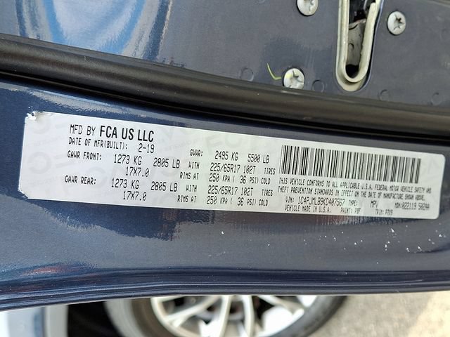 Used 2019 Jeep Cherokee Latitude Plus AWD/4WD image 21