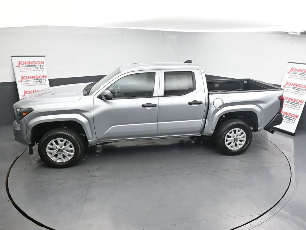 Used 2025 Toyota Tacoma SR image 29
