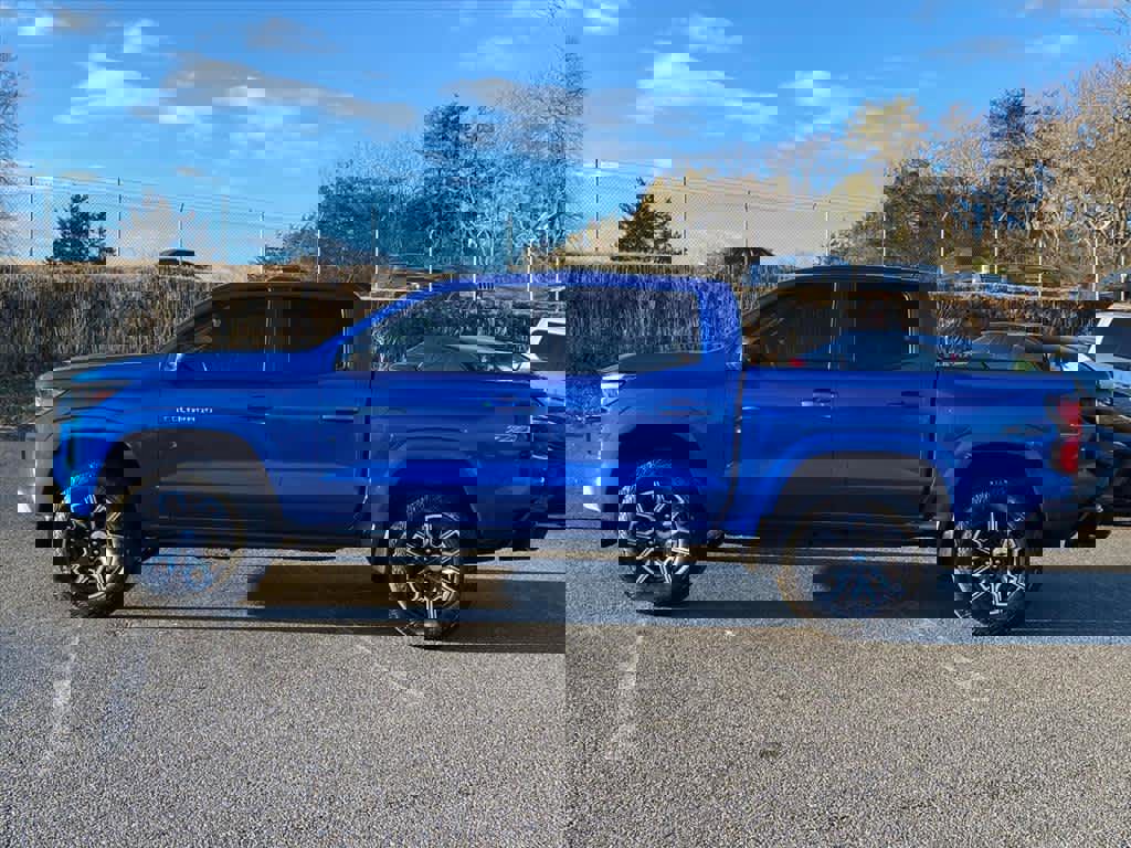 Used 2023 Chevrolet Colorado Z71 w/ Z71 Convenience Package 2 video 2