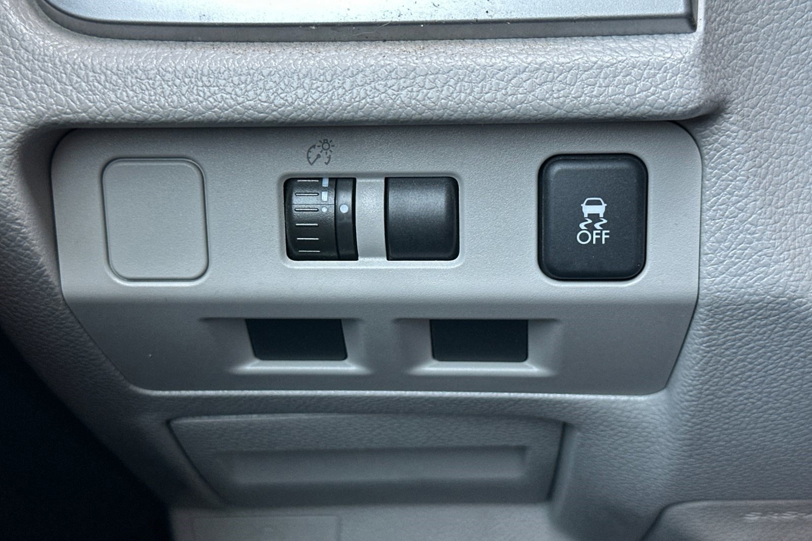 Used 2015 Subaru Forester 2.5i w/ Alloy Wheel Package image 34