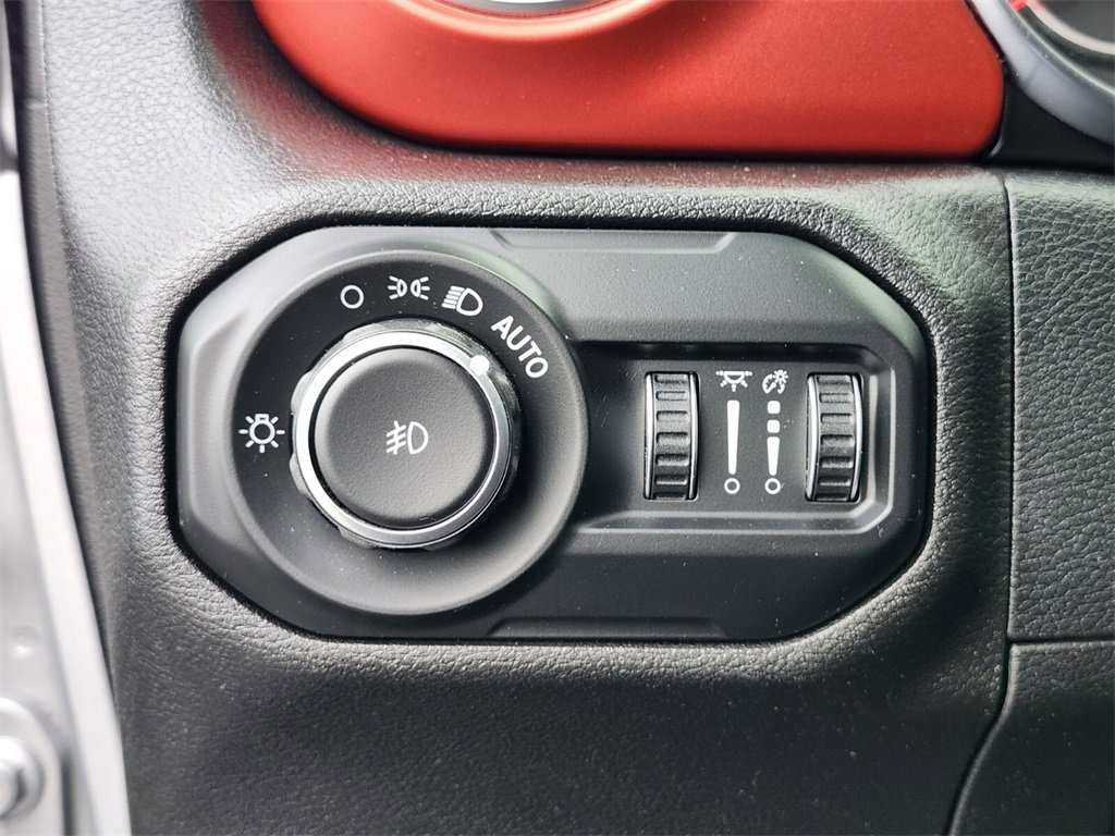 Used 2021 Jeep Wrangler Unlimited Rubicon image 22