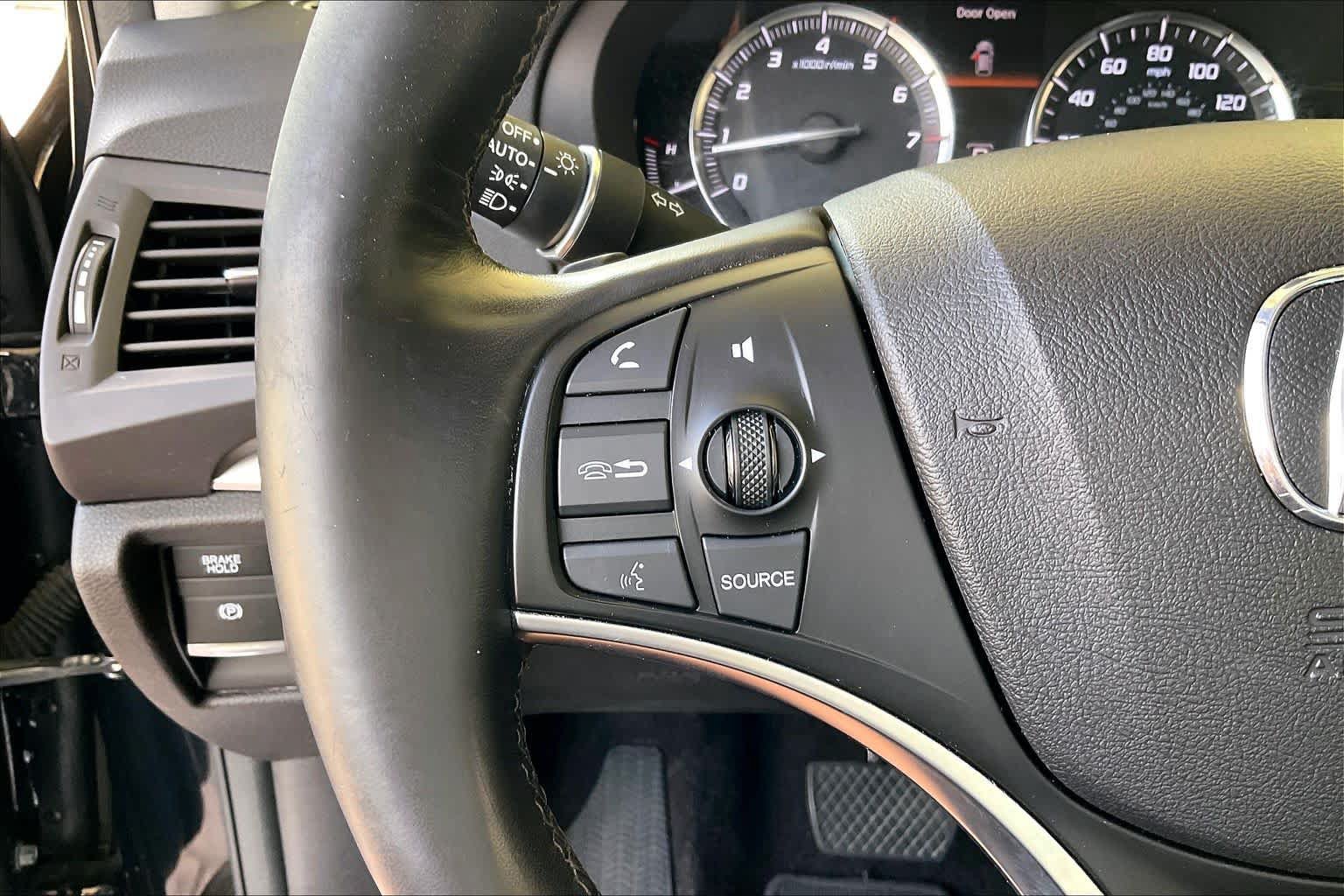 Used 2017 Acura MDX w/ Technology Package FWD image 21