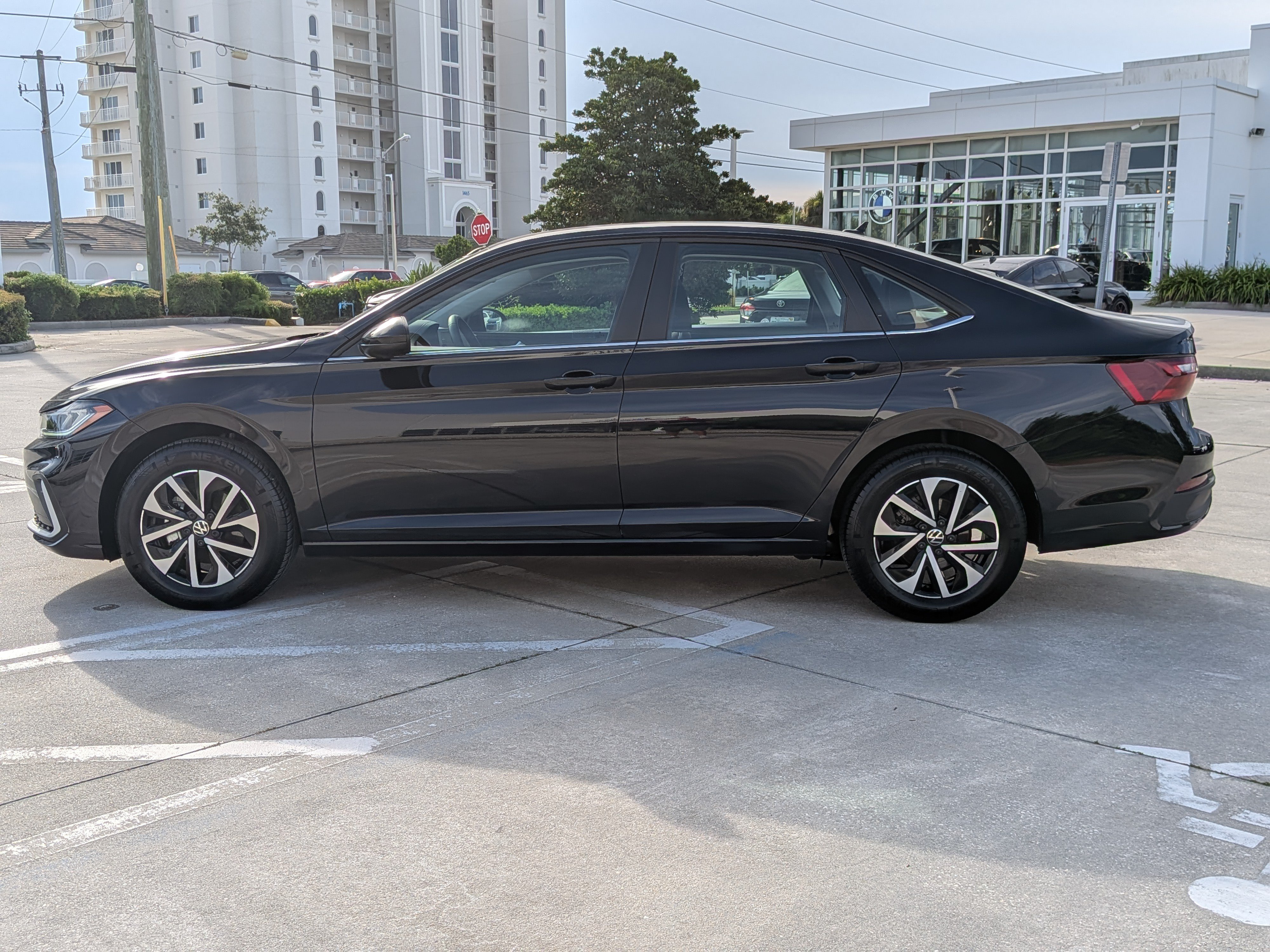Certified 2025 Volkswagen Jetta S FWD image 6