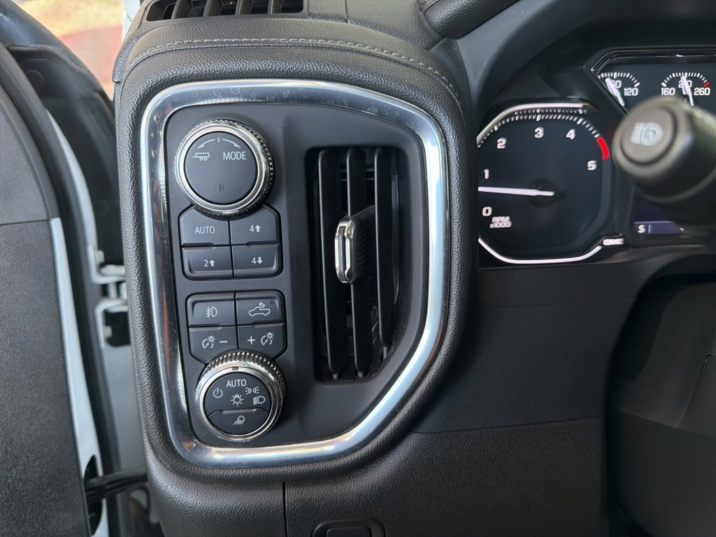 Used 2023 GMC Sierra 3500 SLT w/ SLT Premium Package image 17