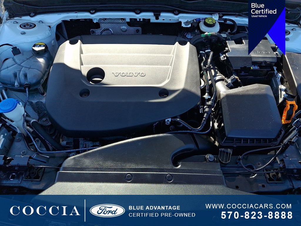 Used 2023 Volvo XC40 B5 Plus w/ Protection Package Premier AWD/4WD image 28