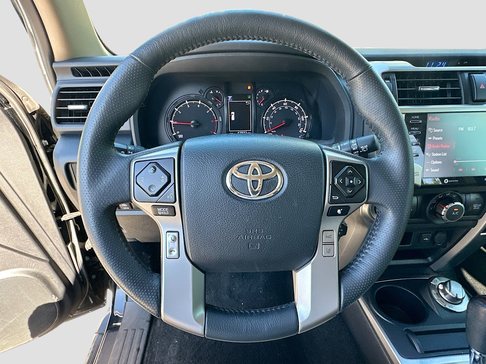 Used 2020 Toyota 4Runner SR5 image 11
