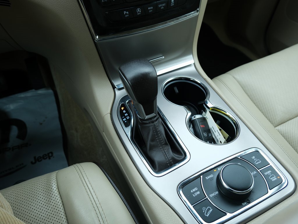 Used 2021 Jeep Grand Cherokee Overland image 24