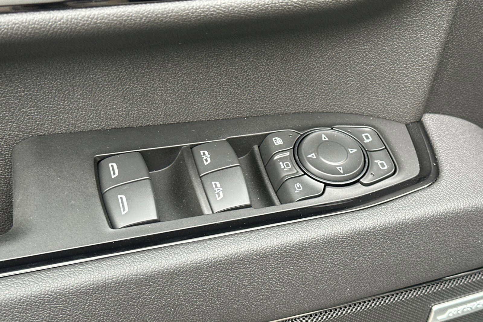 New 2026 GMC Sierra 2500 AT4 w/ AT4 Premium Plus Package image 11