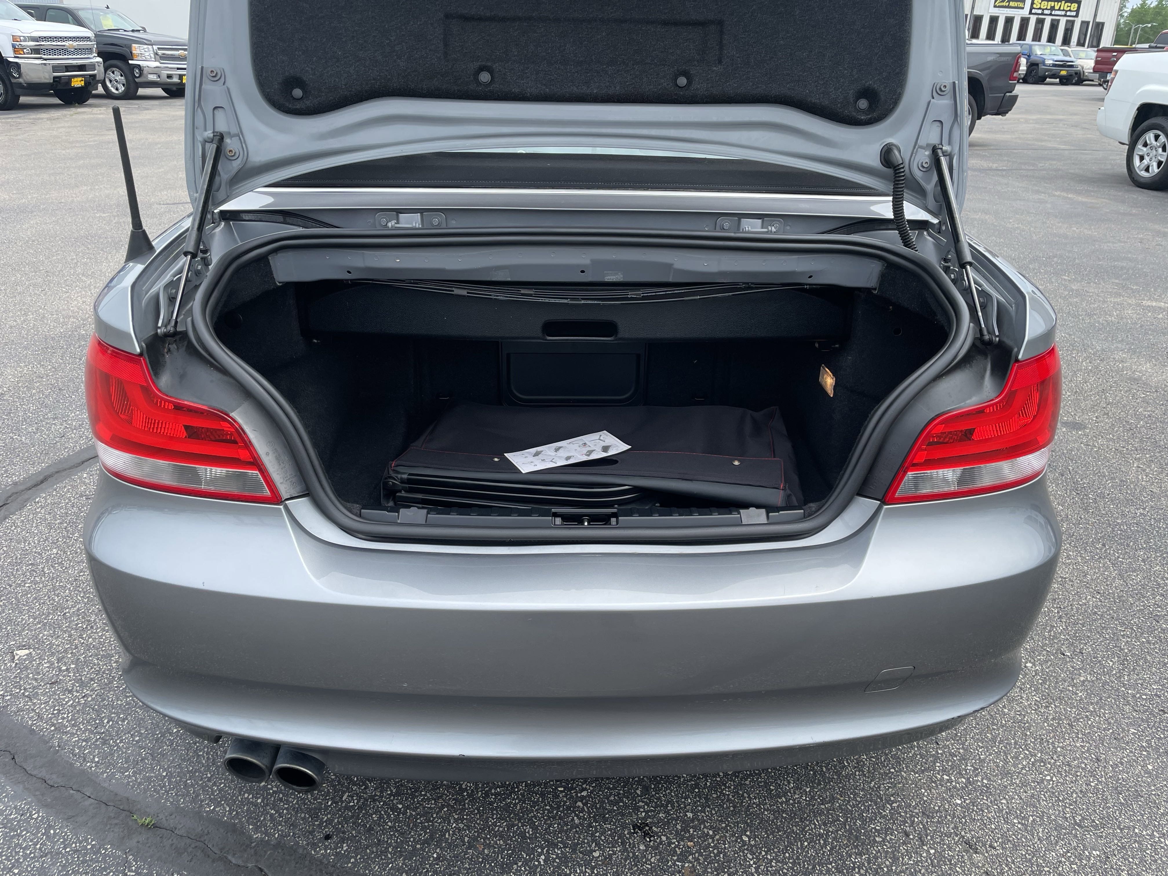 Used 2013 BMW 128i Convertible image 9