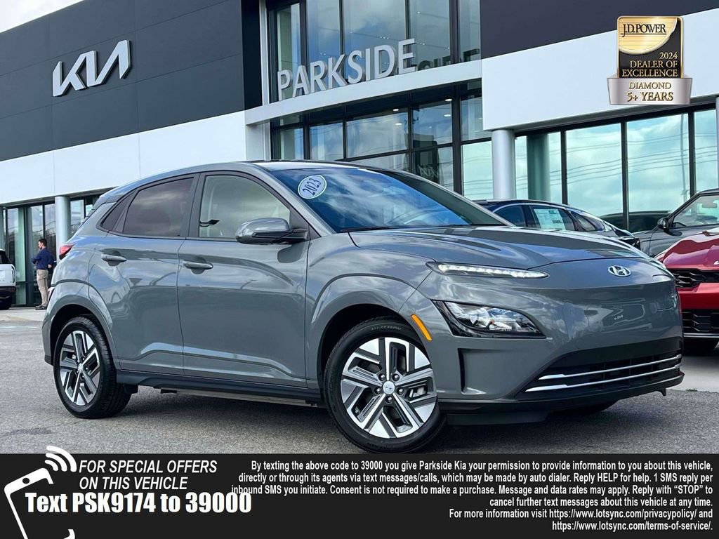Used 2023 Hyundai Kona SEL image 1