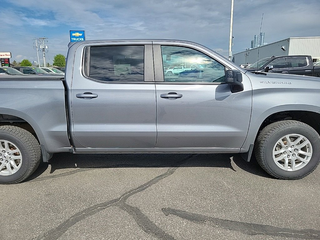 Used 2021 Chevrolet Silverado 1500 RST image 3