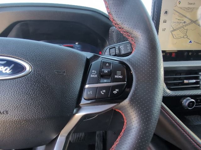 Used 2025 Ford Explorer ST-Line w/ ST-Line Street Pack image 16