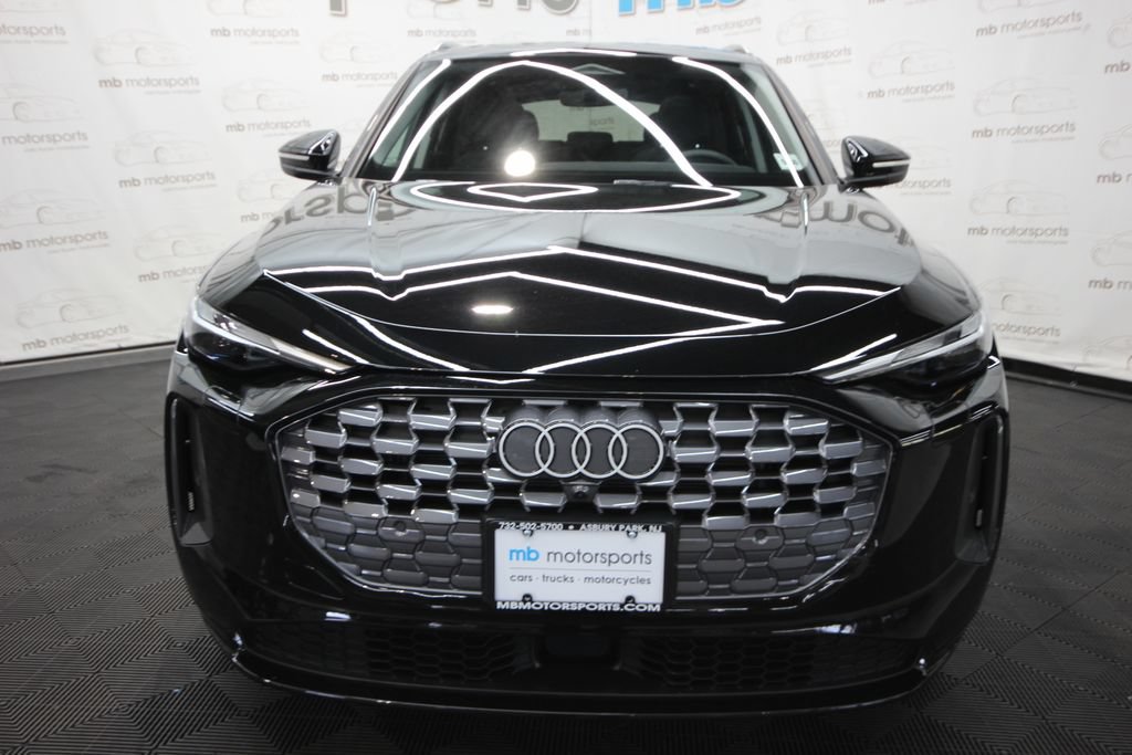 Used 2025 Audi Q5 Premium w/ Convenience Package AWD/4WD image 12