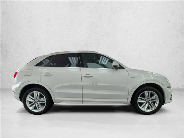 Used 2018 Audi Q3 2.0T Premium Plus w/ Premium Plus Package AWD/4WD image 4