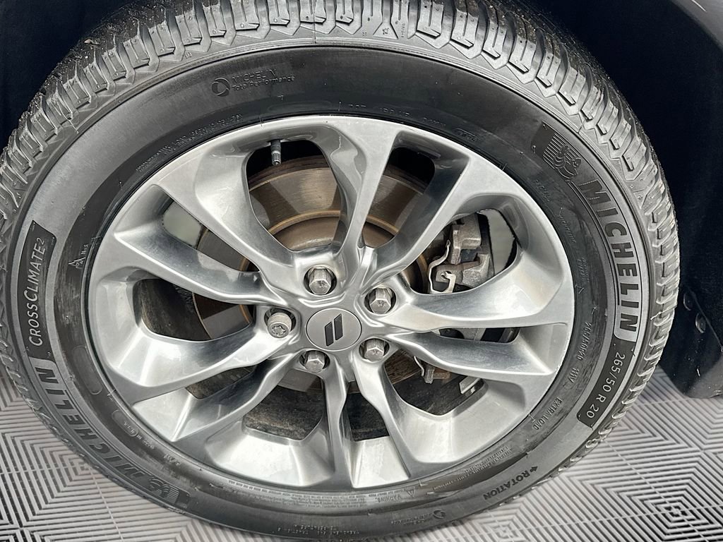 Used 2019 Dodge Durango R/T w/ Technology Group image 31