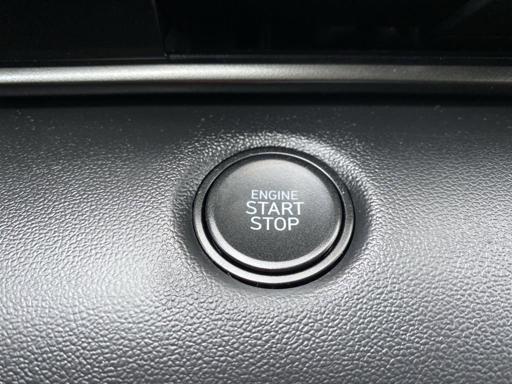 Certified 2025 Hyundai Elantra Sport w/ Cargo Package image 21